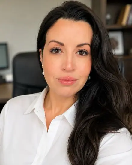 Amanda Kruk, advogada empresarial